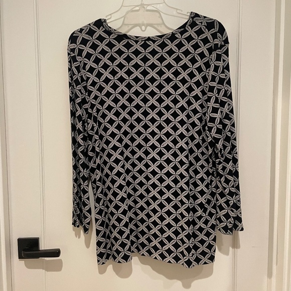 Chicos Printed Top - Picture 2 of 4